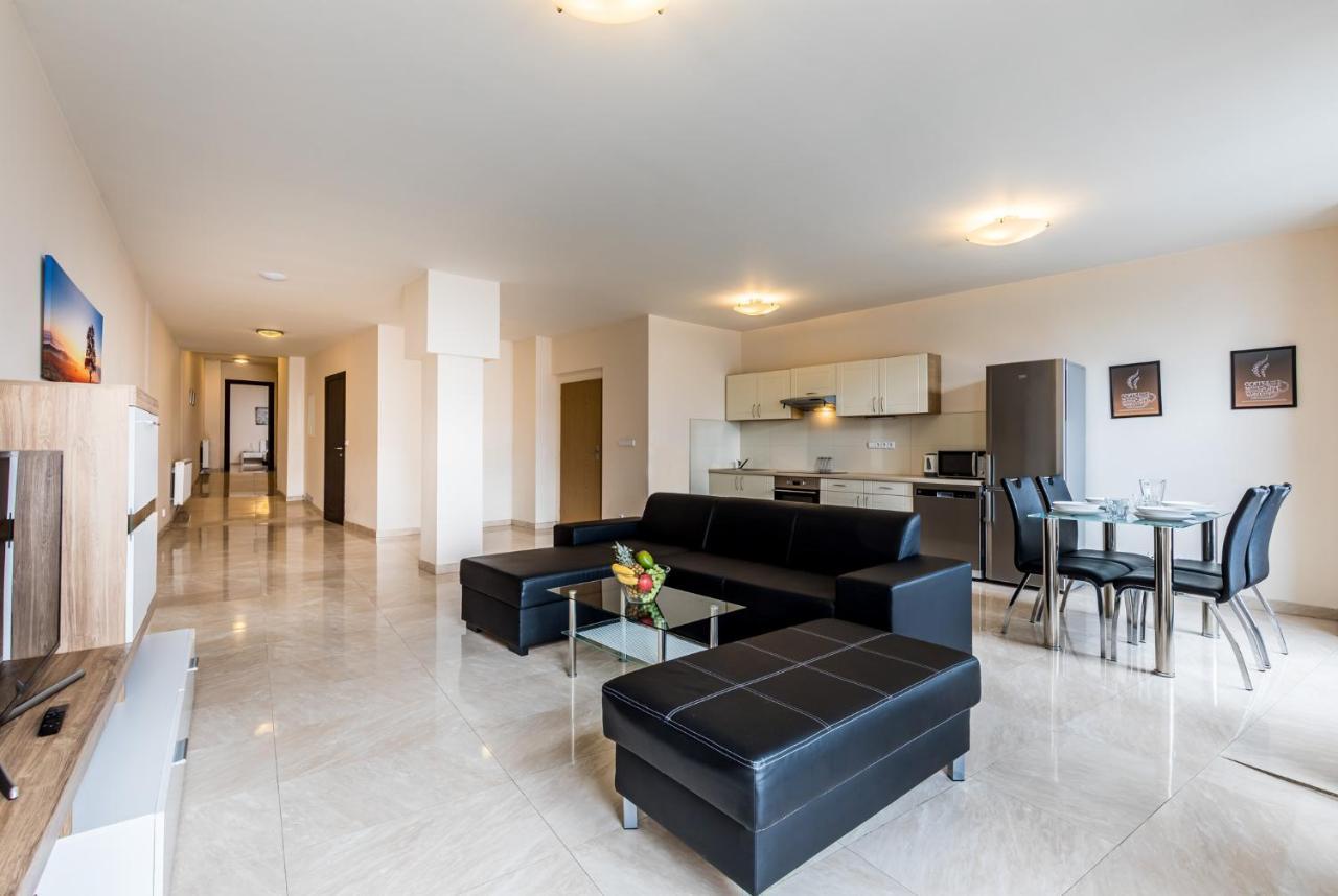 Teplice Apartments U Cisarskych Lazni Luaran gambar